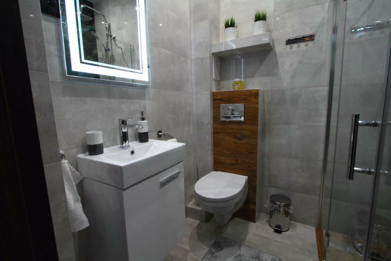 Apartament H&P Gold Daire Varşova Dış mekan fotoğraf